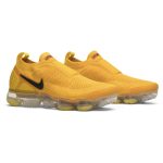 women__nike_air_vapormax_moc_2_university_gold_aj_0_99244.jpeg